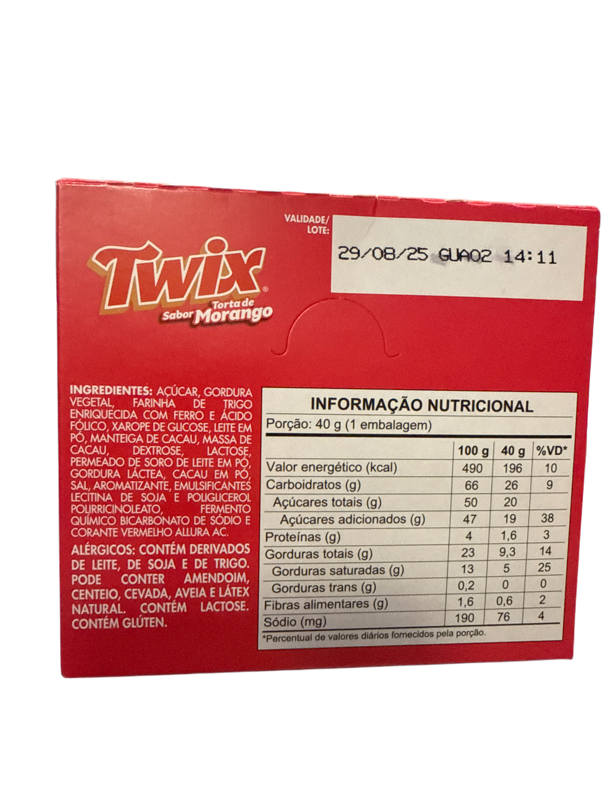 Twix Strawberry Pie 40G - Brazil Edition - Chocolate - Case Of 18 - BB: 08/25 - Extreme Snacks Wholesale